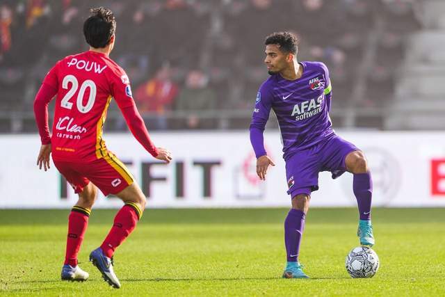 拉塞尔26分詹姆斯19+11+8 湖人胜雷霆再回第九